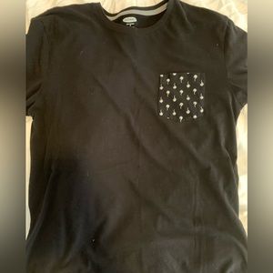 Medium Old Navy shirt